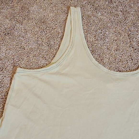 Bp Cropped beige tank/crop top! 22in x 20in length - Picture 2 of 4